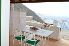 Orizzonte Relais, case tipiche eoliane a Salina