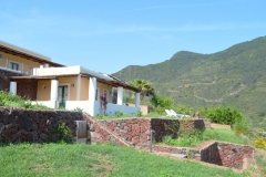 Orizzonte Relais, case tipiche eoliane a Salina