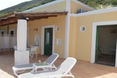 Orizzonte Relais, case tipiche eoliane a Salina