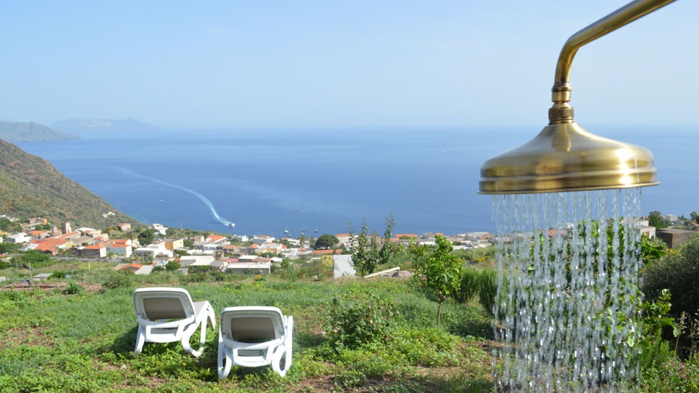 Orizzonte Relais, typical Aeolian houses in Salina